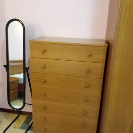 Viale Iv Novembre 19 Apartamento